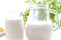 什么速度饮奶方能更利身子骨 加糖把握温度