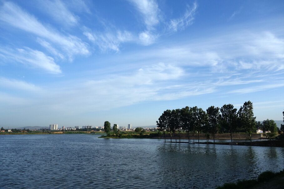 凤翔雍城湖美景